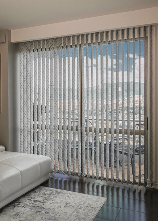 VERTICAL SCREEN PARIS